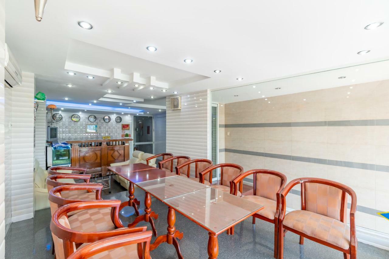 Oyo 242 Thien Thanh Hotel Дананг Екстер'єр фото